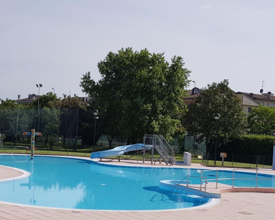 Pessano con Bornago, apre la piscina estiva