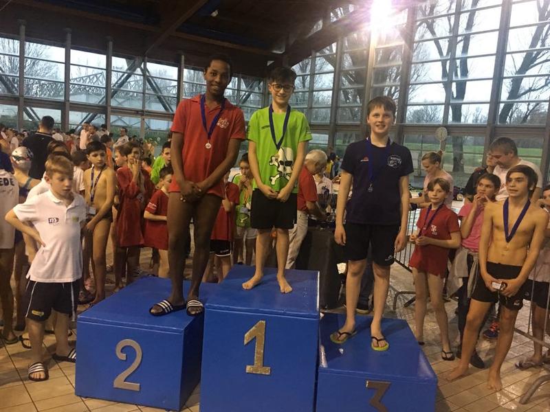 Jean Claude Gerloni, vicecampione regionale sui 4x100
