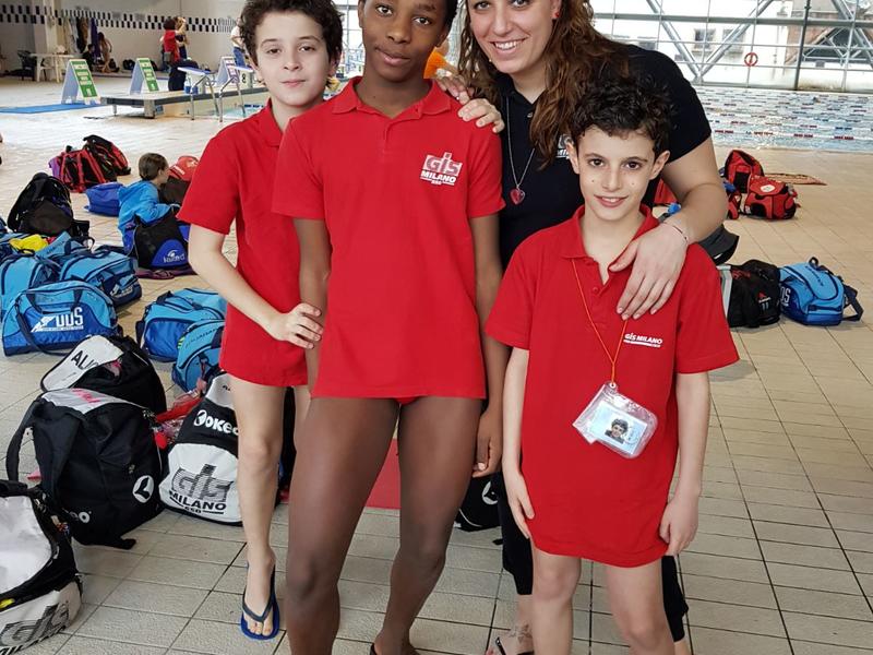 Elisa Figini con Jean Claude Gerloni, Andrea Tuccillo e Leonardo Galbusera